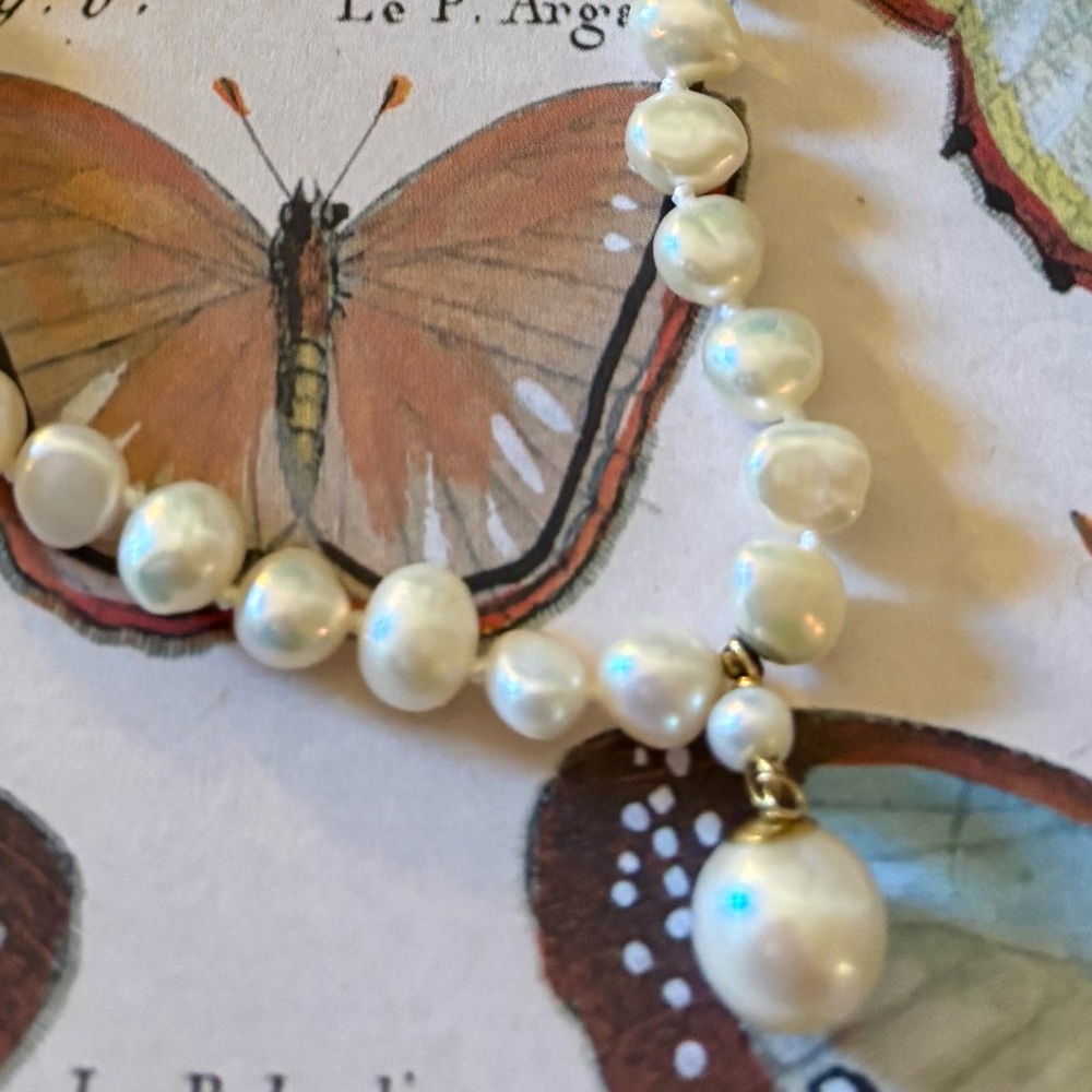 Catbird - Princess Buttercup Pearl Choker by Designer Stacey Nishimoto - Picture 7 of 14